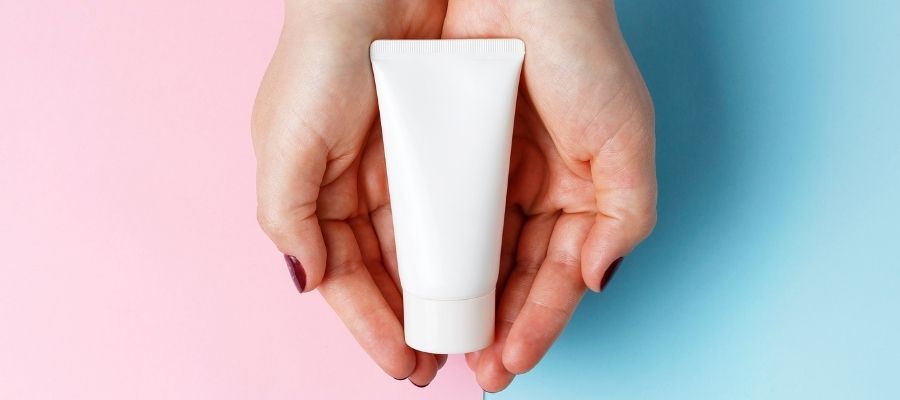 Aromataz Önleyici Krem: Cilt Bakımında Yeni Bir Yaklaşım
