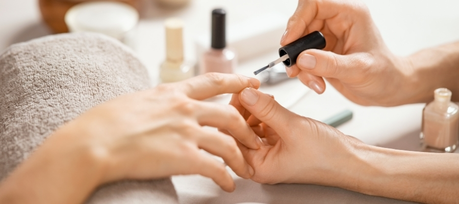 Kırılgan Tırnaklara Son: Tırnak Güçlendirme Yöntemleri