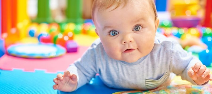 Bebeğinizin Gelişimi İçin: Tummy Time (Karın Üstü Zamanı)