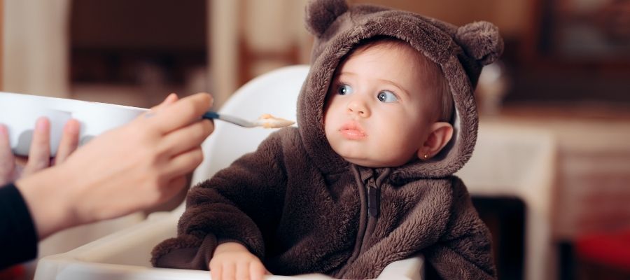 Yemek Zamanı Mücadelesi: Bebeklerde Mama Reddi Neden Olur?