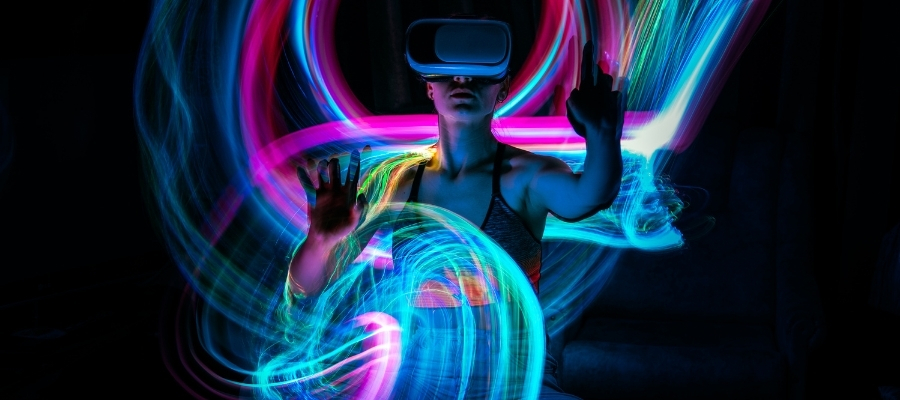 Dijital Evrenin Kapıları: Metaverse Ne Demek?