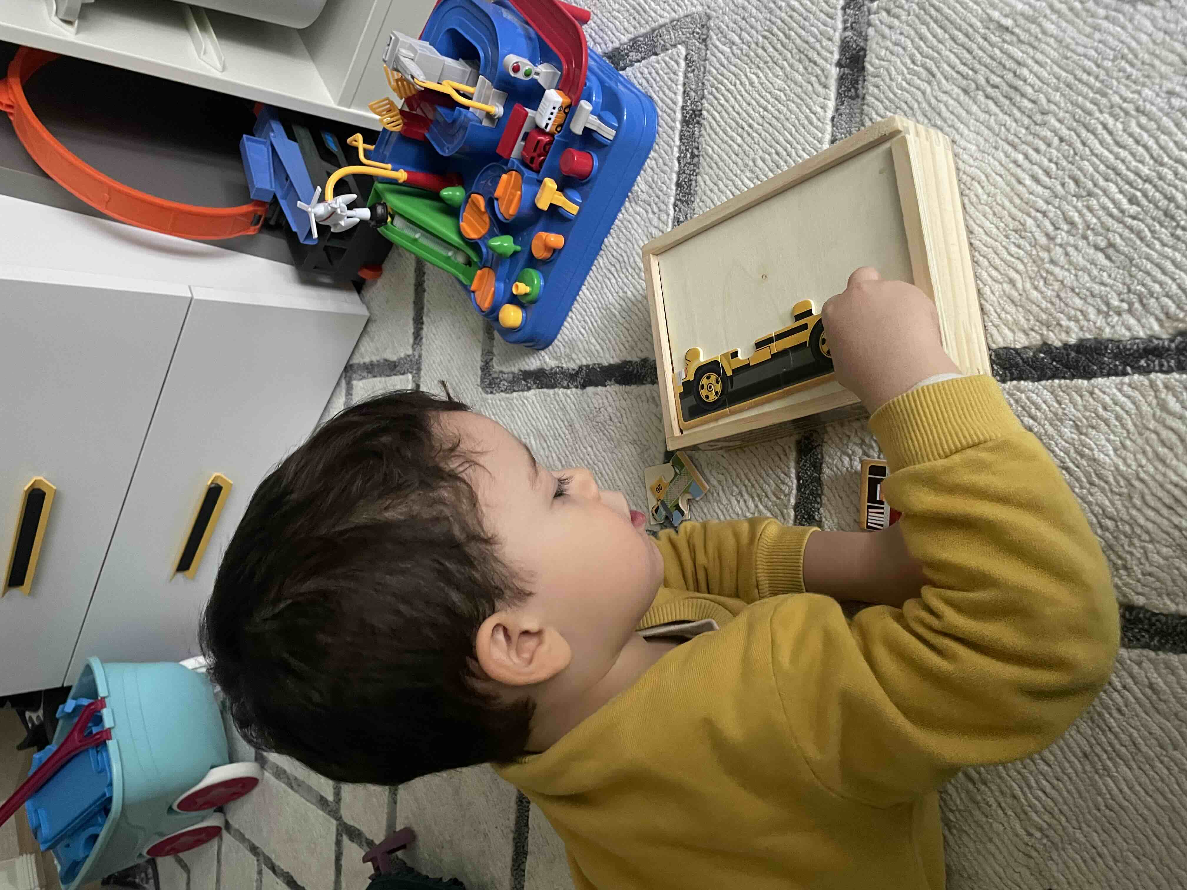 Melissa and Doug Ahşap 12x4 Yapboz Seti - Araçlar MP21414 | Mucit