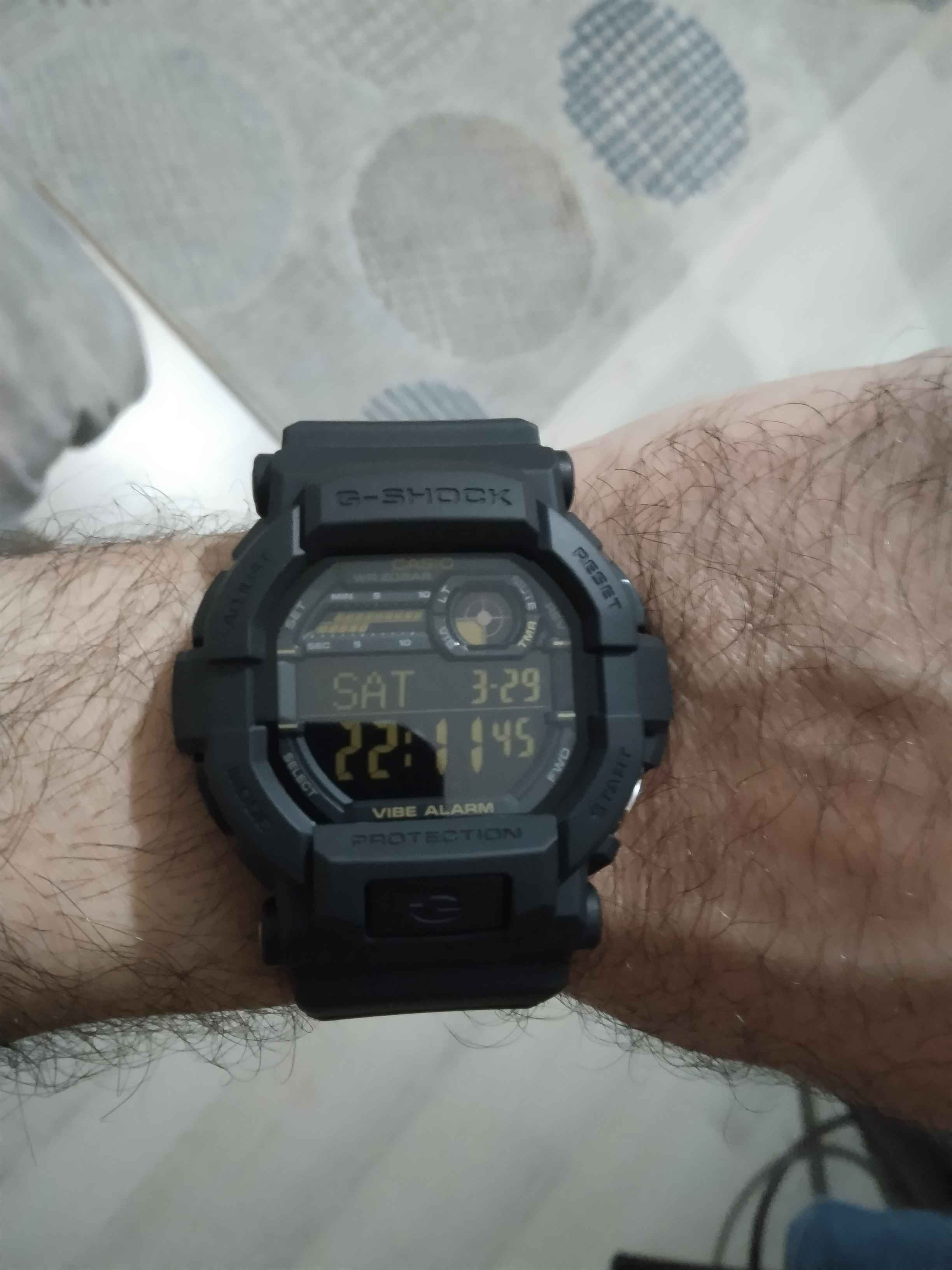 CASIO G-SHOCK GD-350-1BDR Kol Saati