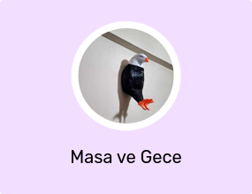 Masa ve Gece Lambası