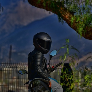 Esrarengi moto