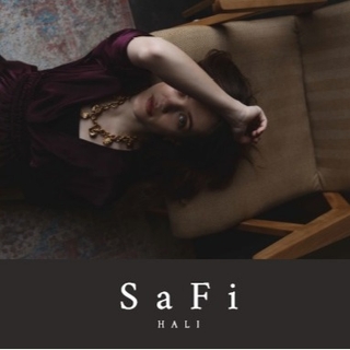 S a F i Carpet
