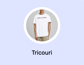 Tricouri