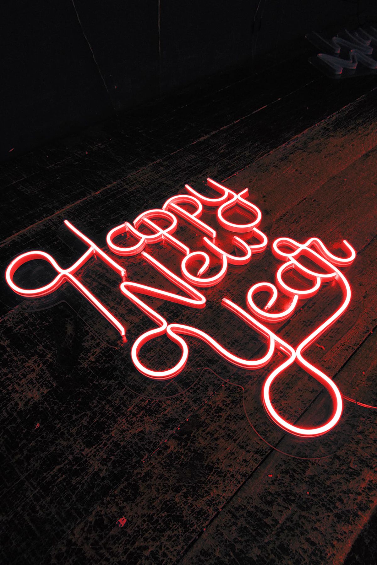 Işıklı Happy New Year V2: Neon LED Tabela Duvar Dekorasyon Ürünü 