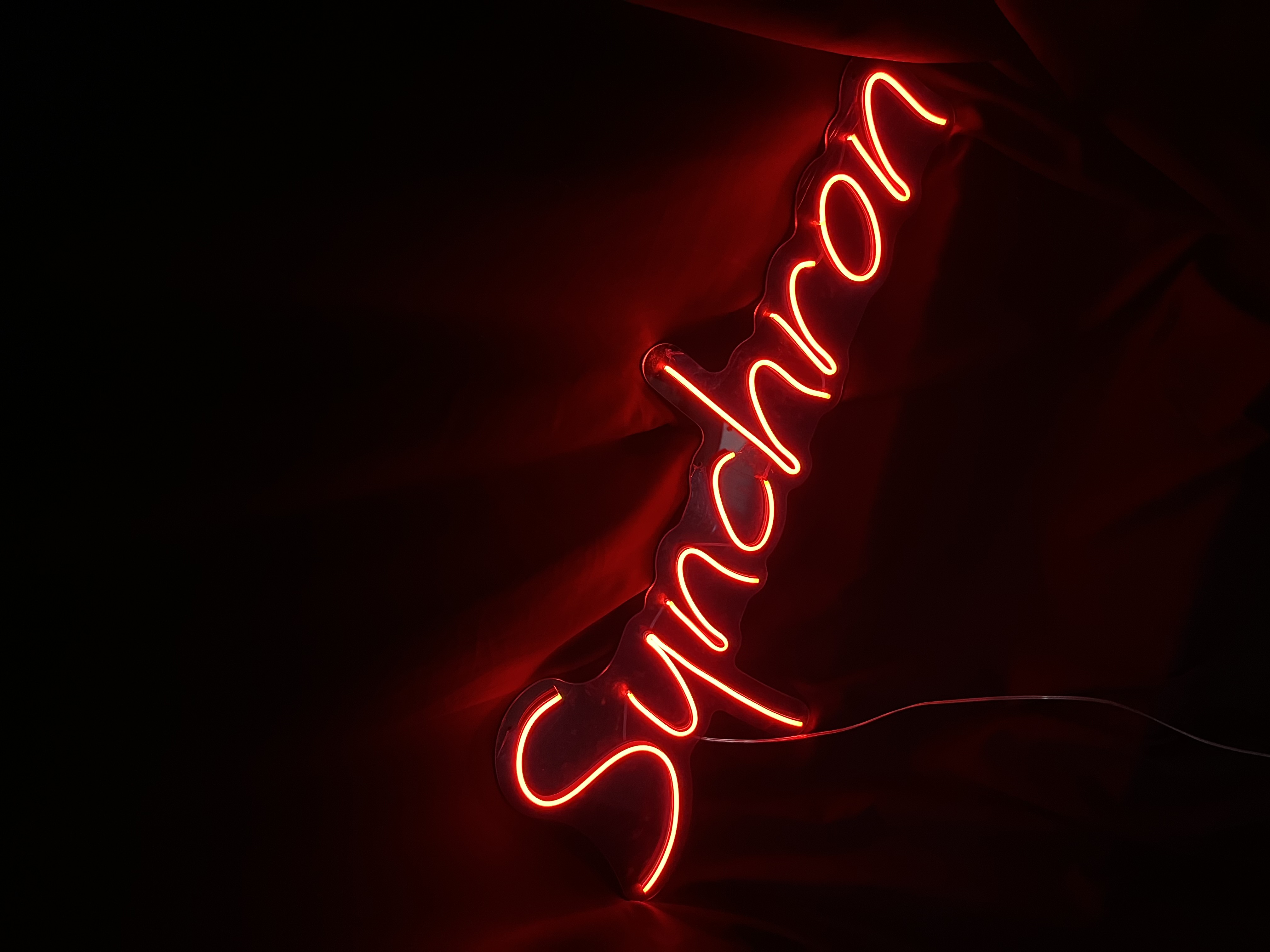 Synchron - Dekoratif Duvar Aydınlatması Neon Led Yazı Kişisel Odası 90x34 cm