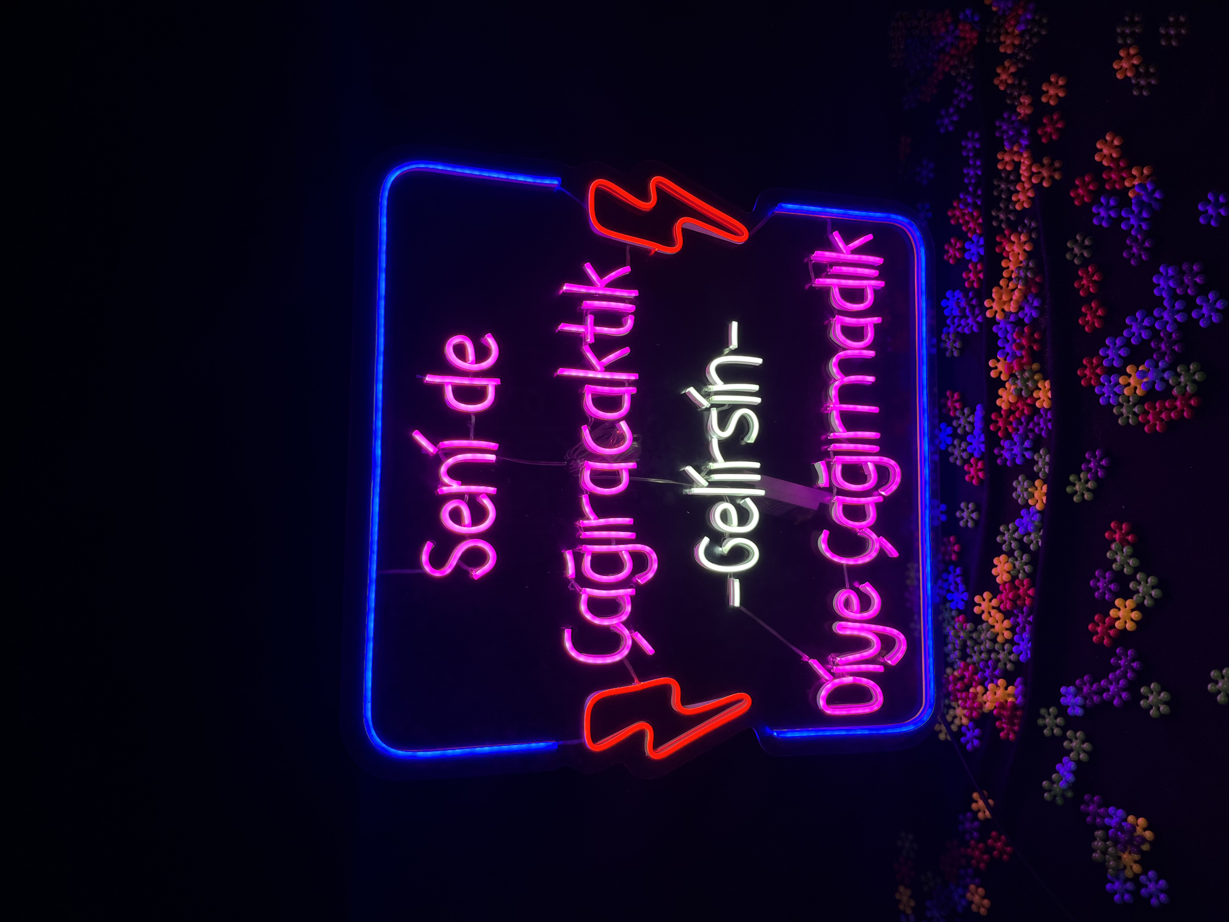 Seni De Çağıracaktık V2 - Dekoratif Duvar Aydınlatması Neon Led Yazı Cafe Restoran 60x60 cm