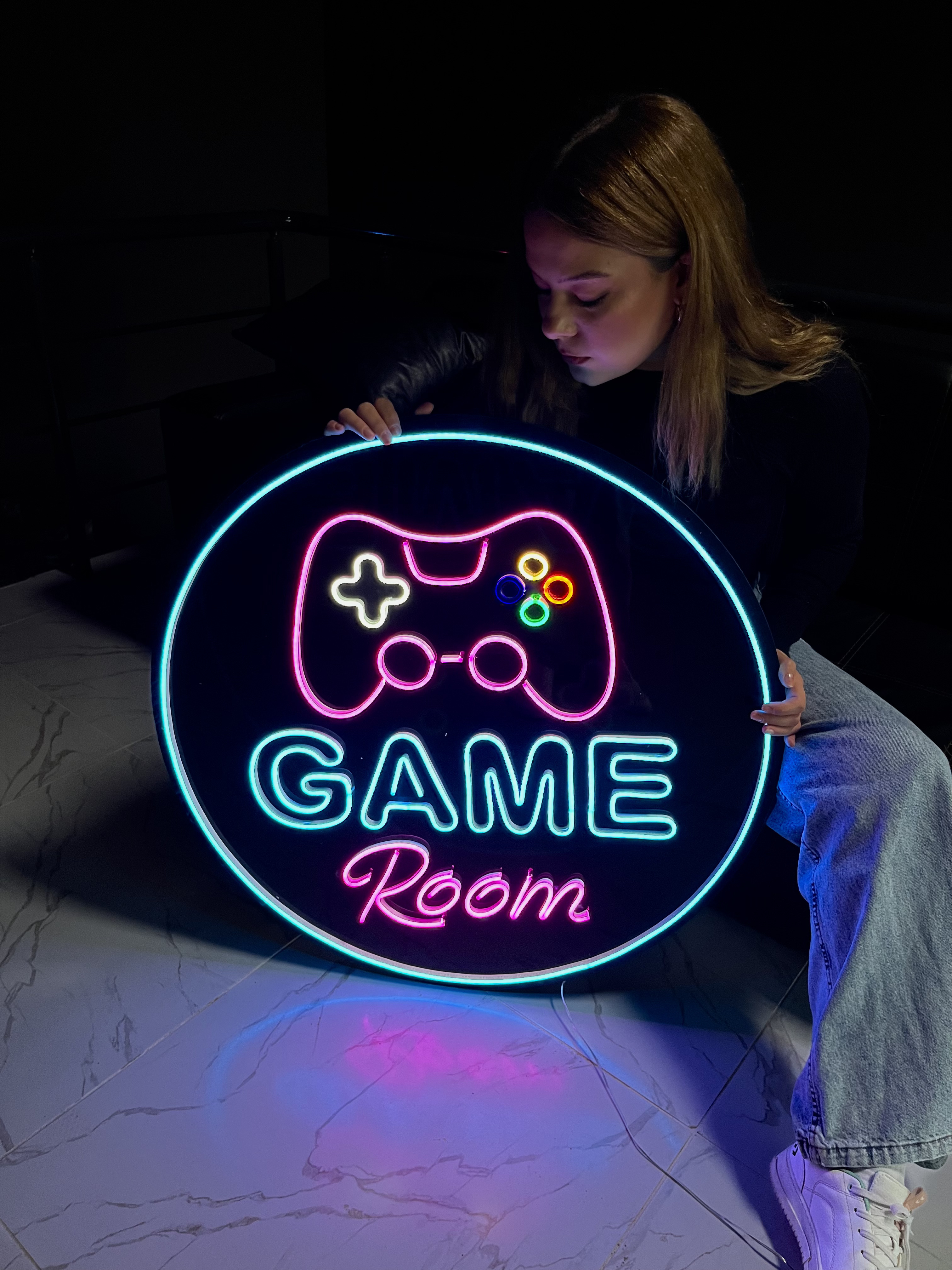 Game Room v4 - Dekoratif Duvar Aydınlatması Neon Led Yazı Oyun Salonu 80x80 cm