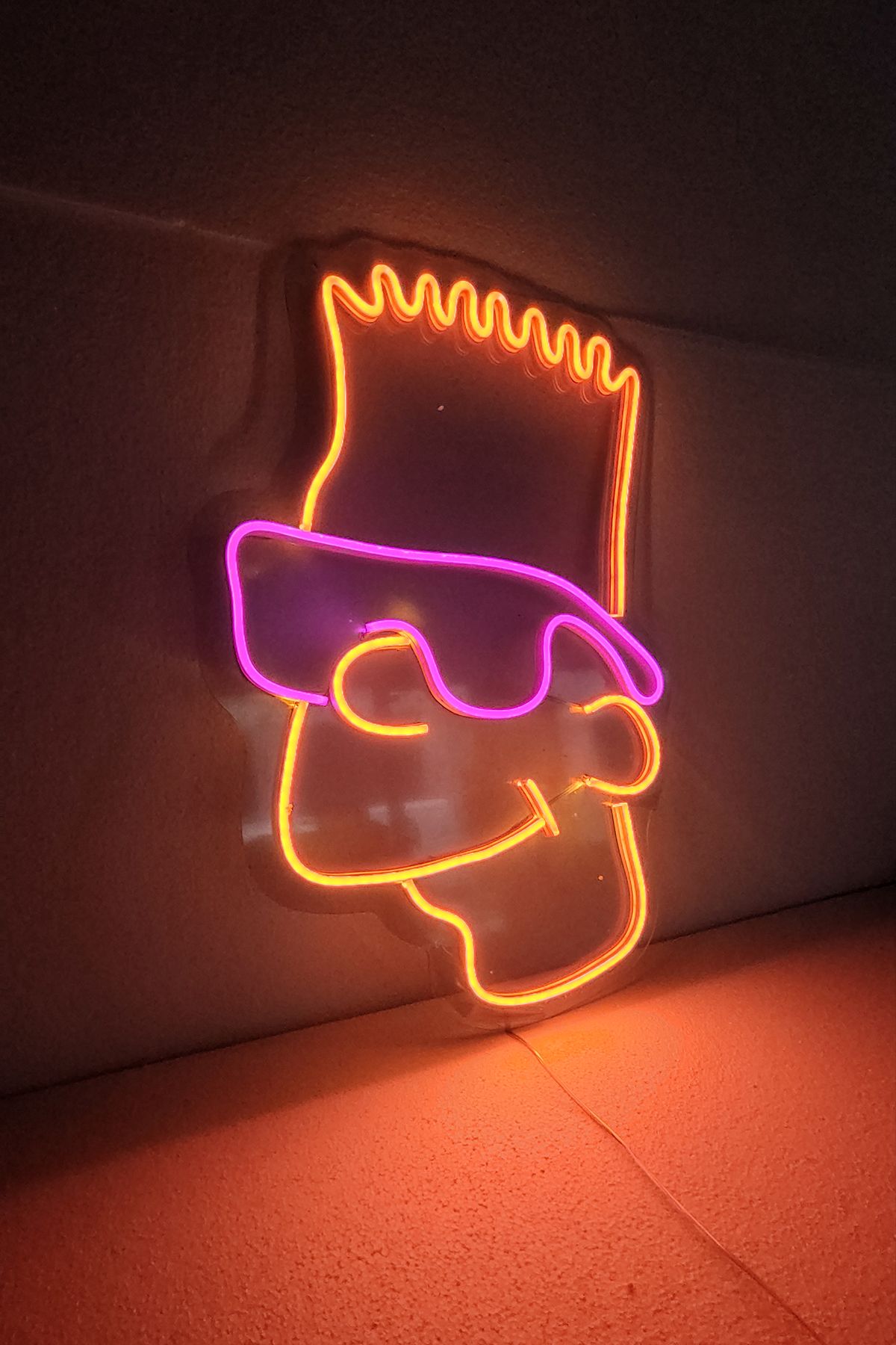 Işıklı Gözlüklü Simpson: Neon LED Tabela Duvar Dekorasyon Ürünü 