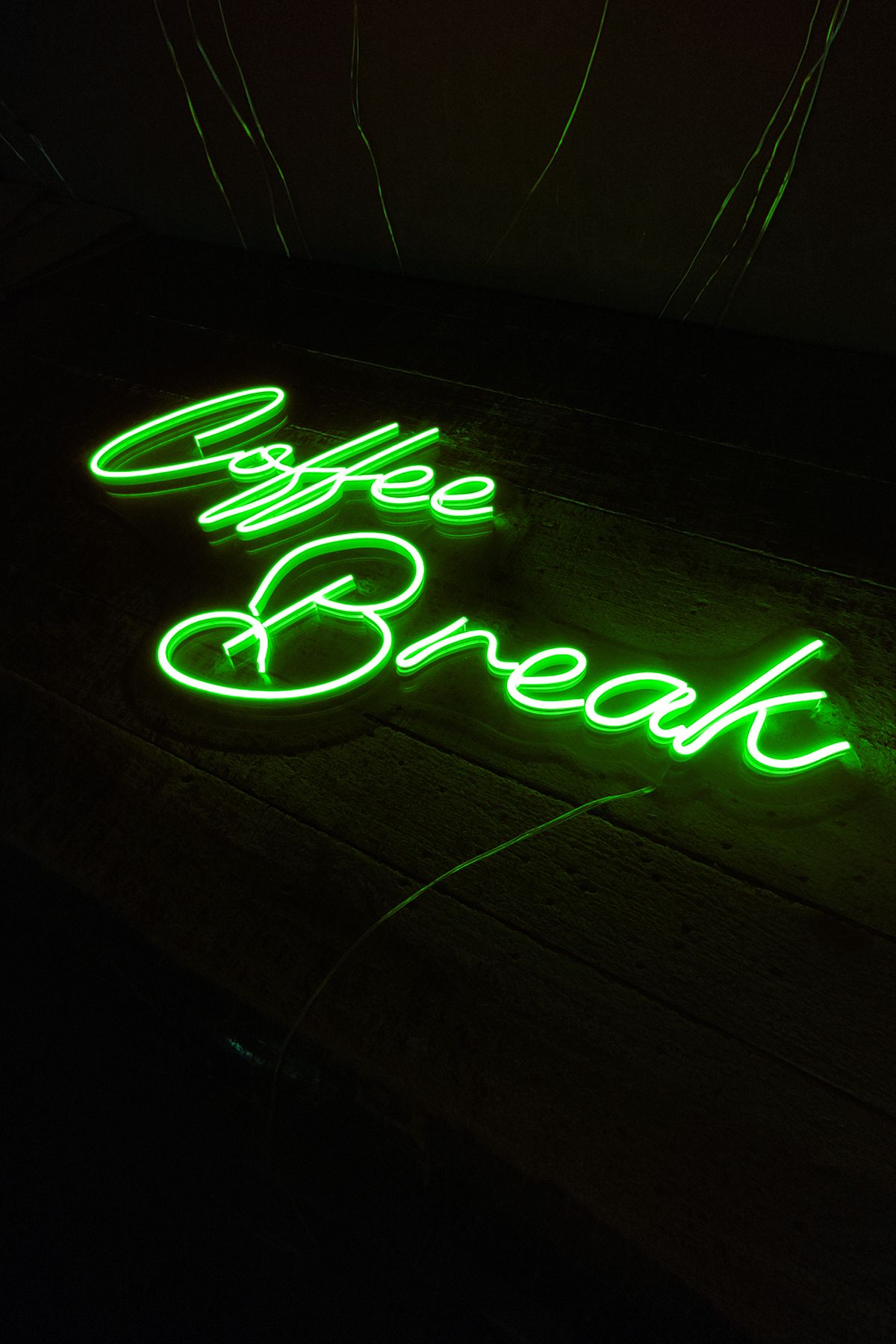 Işıklı Coffee Break: Neon LED Tabela Duvar Dekorasyon Ürünü