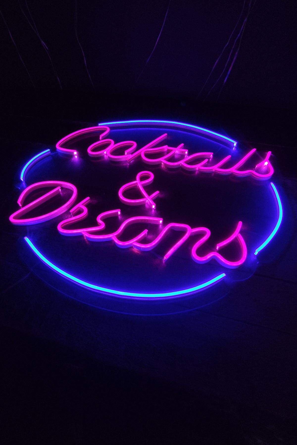 Işıklı Cocktails Dreams: Neon LED Tabela Duvar Dekorasyon Ürünü 