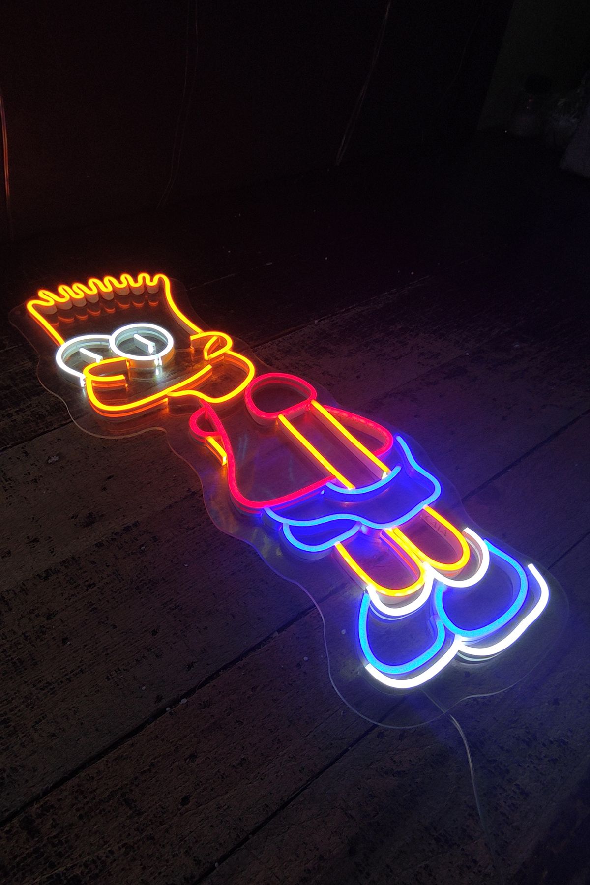Işıklı Simpson: Neon LED Tabela Duvar Dekorasyon Ürünü 