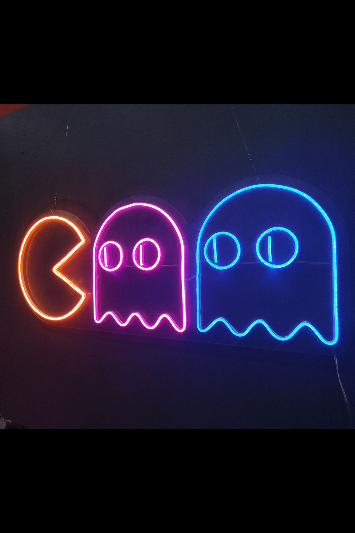 Işıklı Pacman: Neon LED Tabela Duvar Dekorasyon Ürünü 