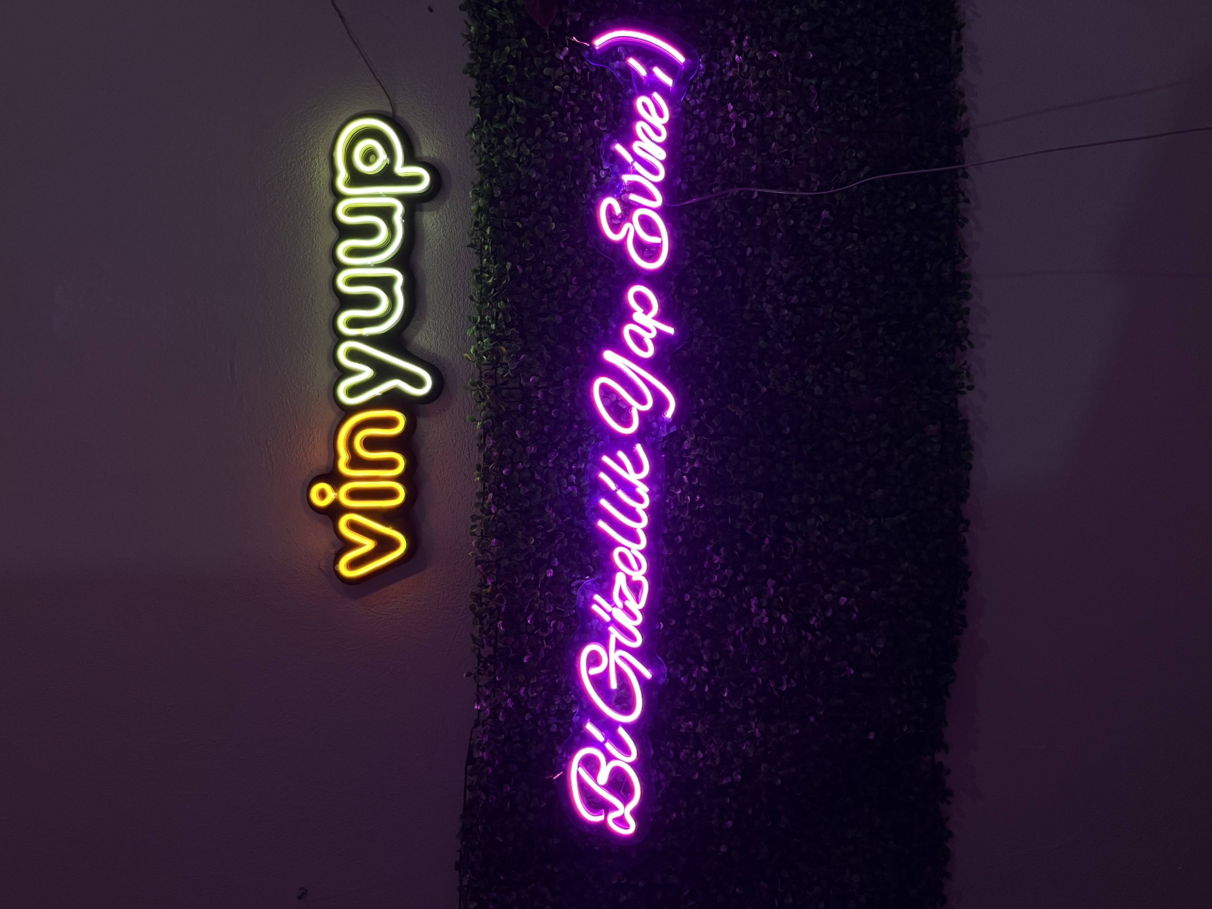 Bi Güzellik Yap Evine - Dekoratif Duvar Aydınlatması Neon Led Yazı Mobilya Mağaza Showroom 100x15cm