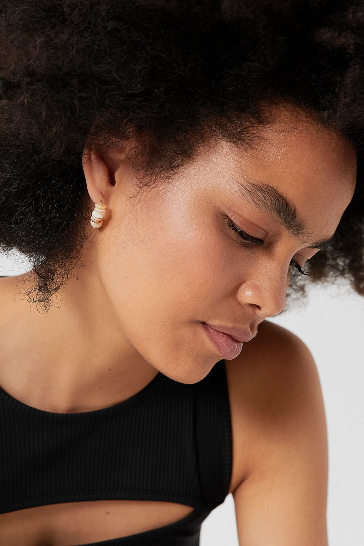 Stradivarius Kadın Sarı 6'Lı Sedefli Küpe Seti 00070005