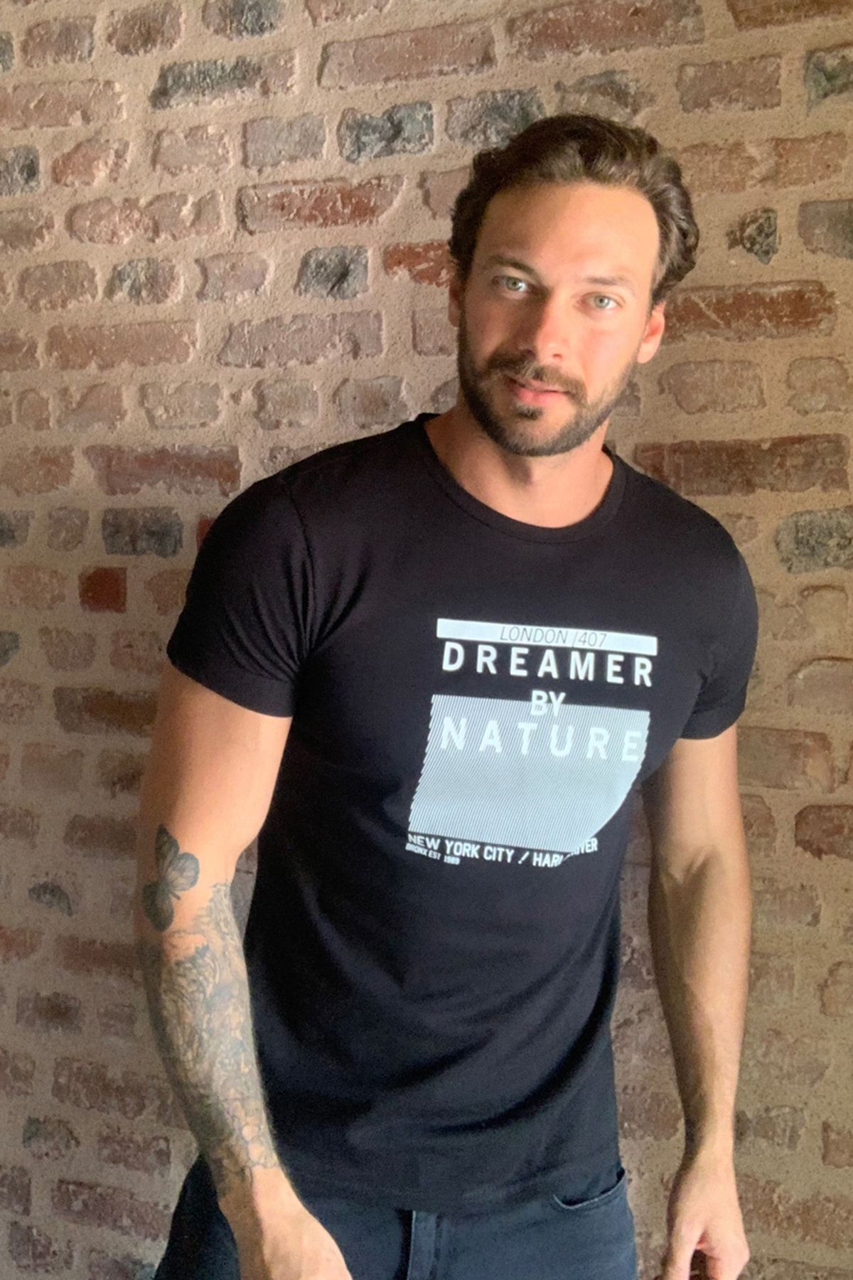 TRENDYOL MAN Siyah Erkek T-Shirt TMNSS20TS1129 Fiyatı, Yorumları ...
