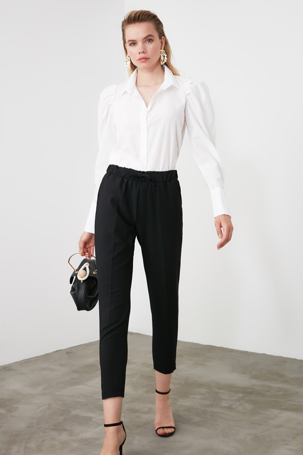 Trendyol Collection-Pantaloni țesuți de jogger cu detalii cu cravată neagră TWOSS19ST0212 12