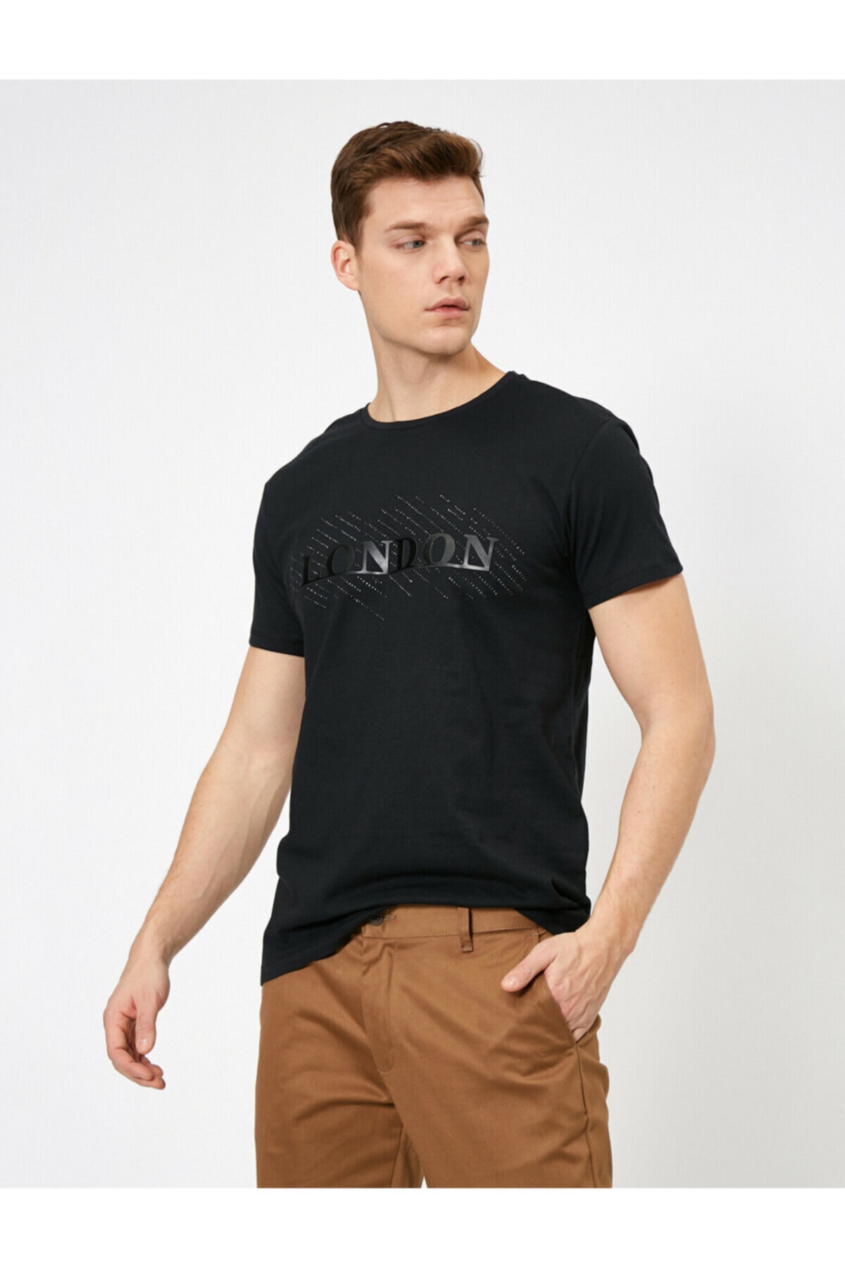 Koton T-Shirt Schwarz Figurbetont Fast ausverkauft