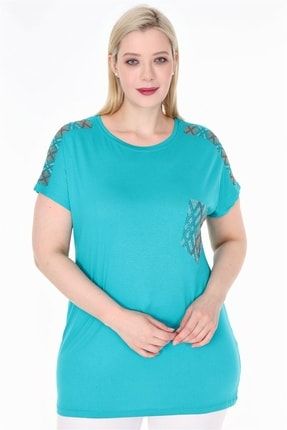 Kadın Mint Yeşili Omuz ve Cep Taş Baskı Detay Bluz AZ190109
