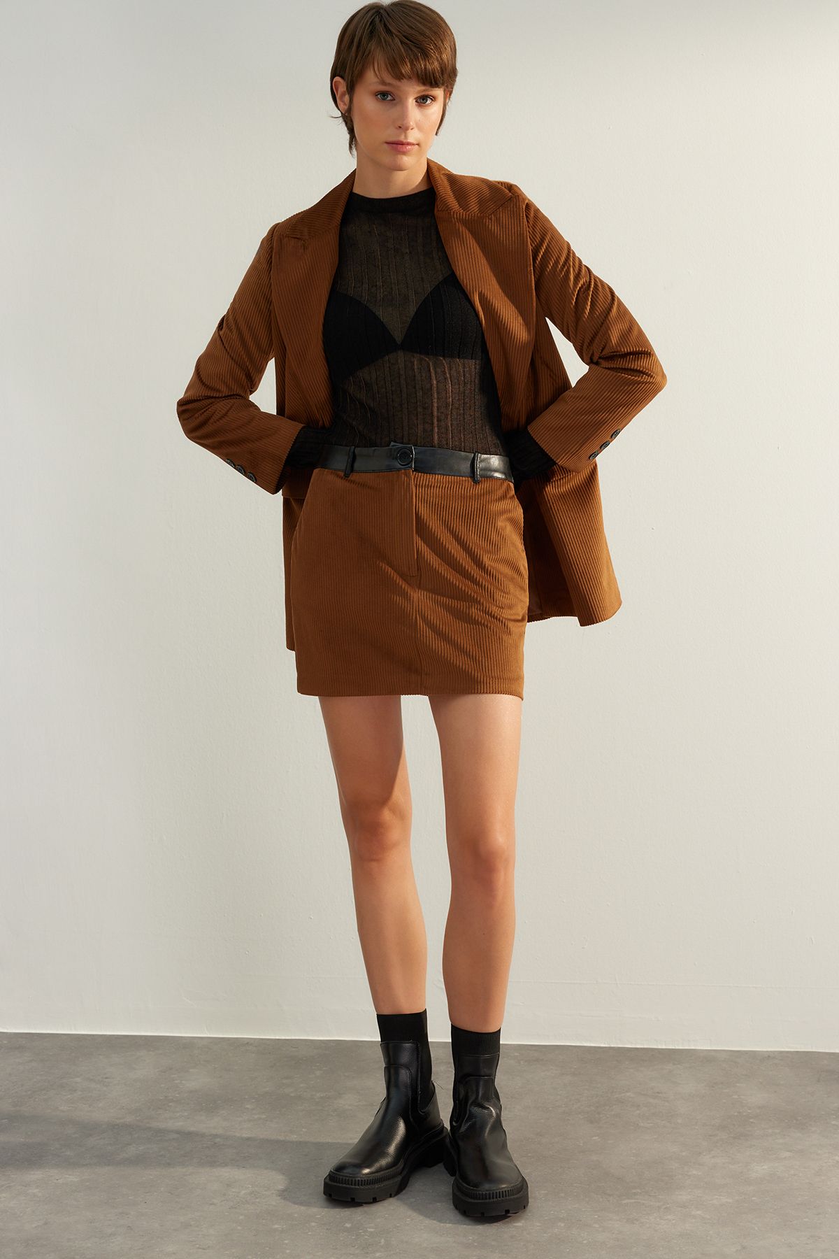 Dark brown corduroy skirt store