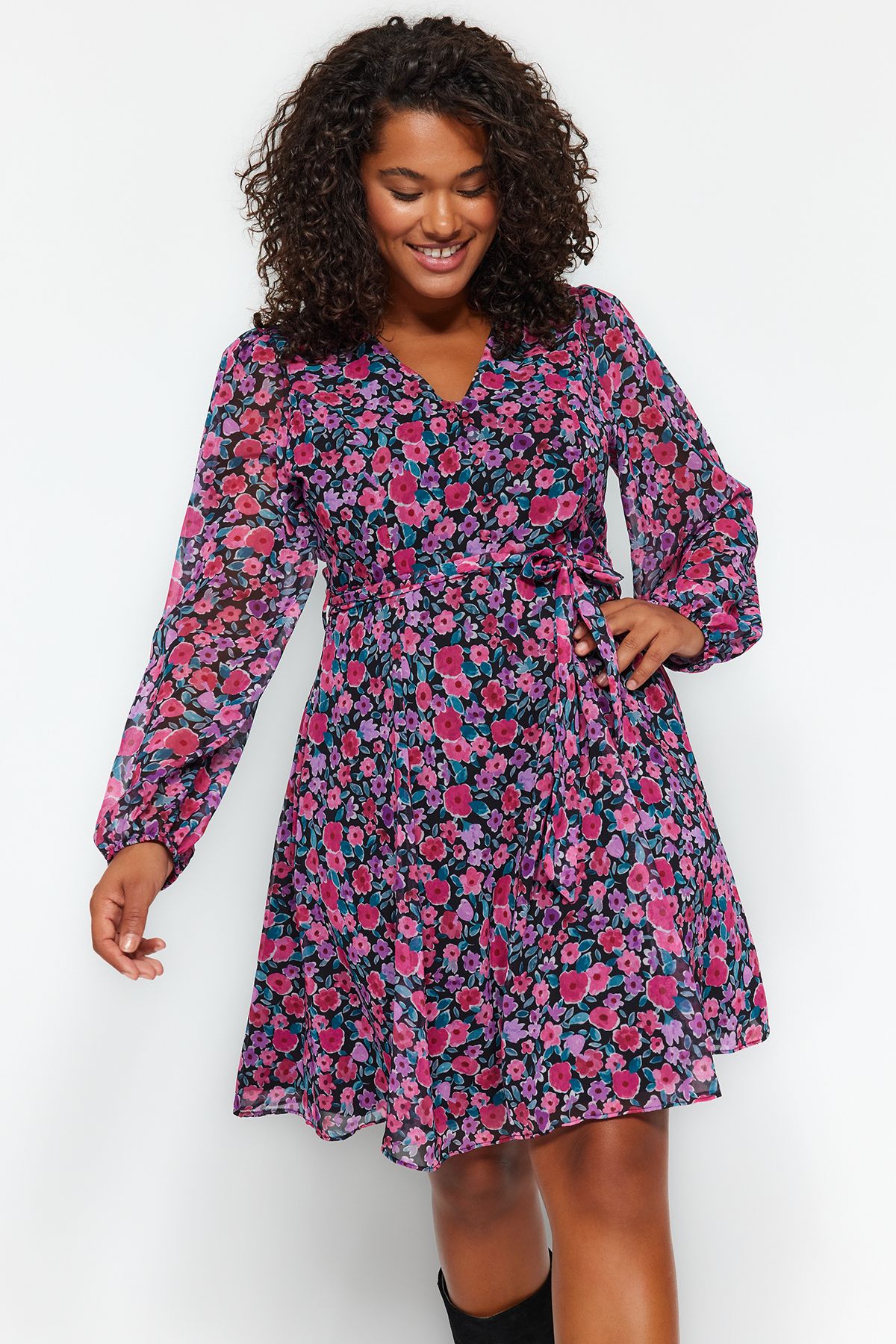 Trendyol Curve-V-neck Chiffon Lining -Multicolor Flower Print Dress TBBAW24AH00054 3