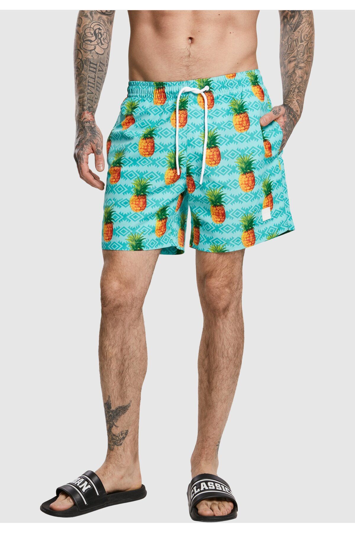 complete the look image