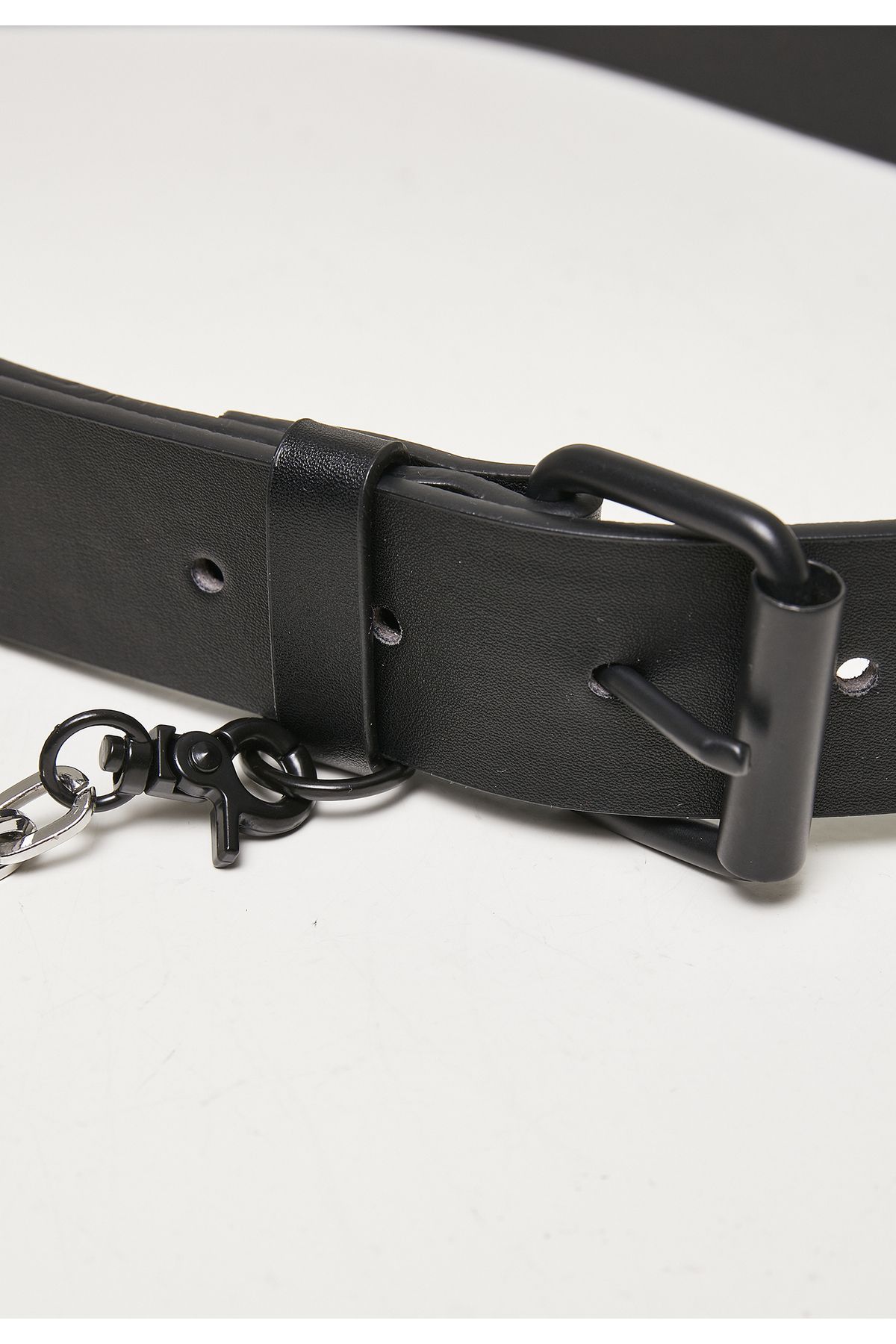 Urban Classics-Accessories Imitation Leather Belt With Metal Chain 2