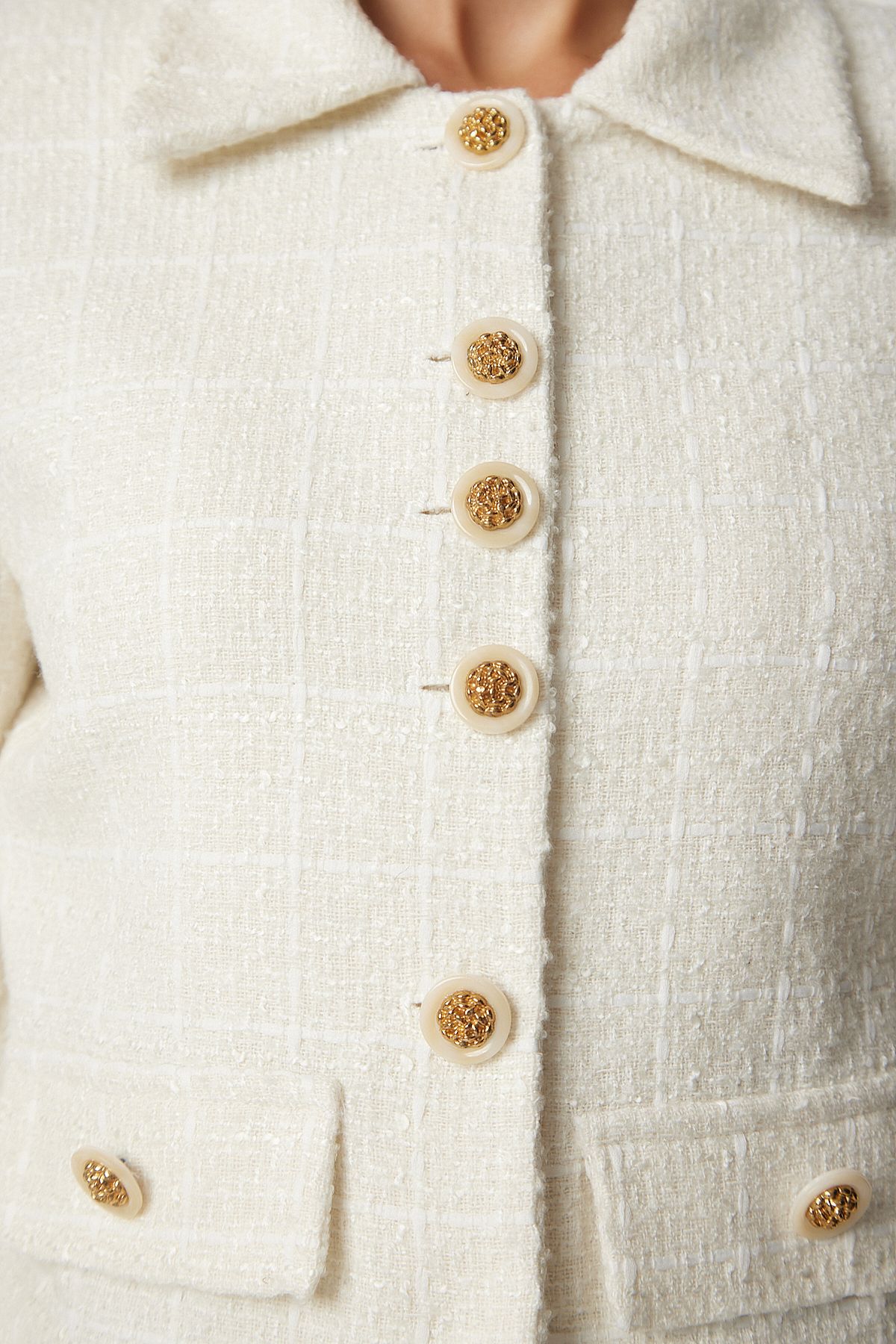 Happiness İstanbul-Cremefarbene, stilvolle kurze Tweed-Jacke mit Knopfleiste für Damen WF00055 4