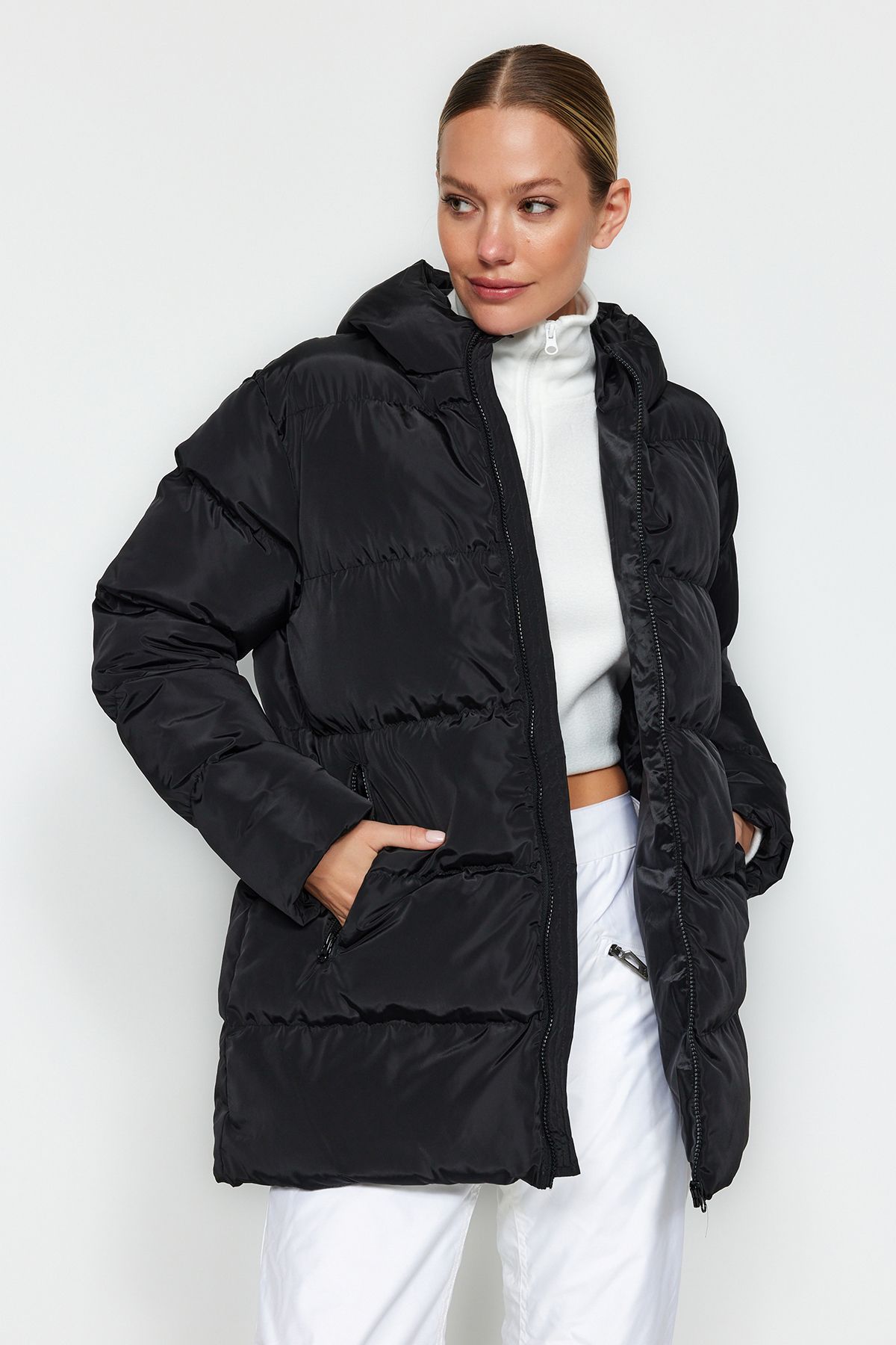 Trendyol Collection-Czarna wodoodporna kurtka puchowa z kapturem TWOAW24MO00238 2