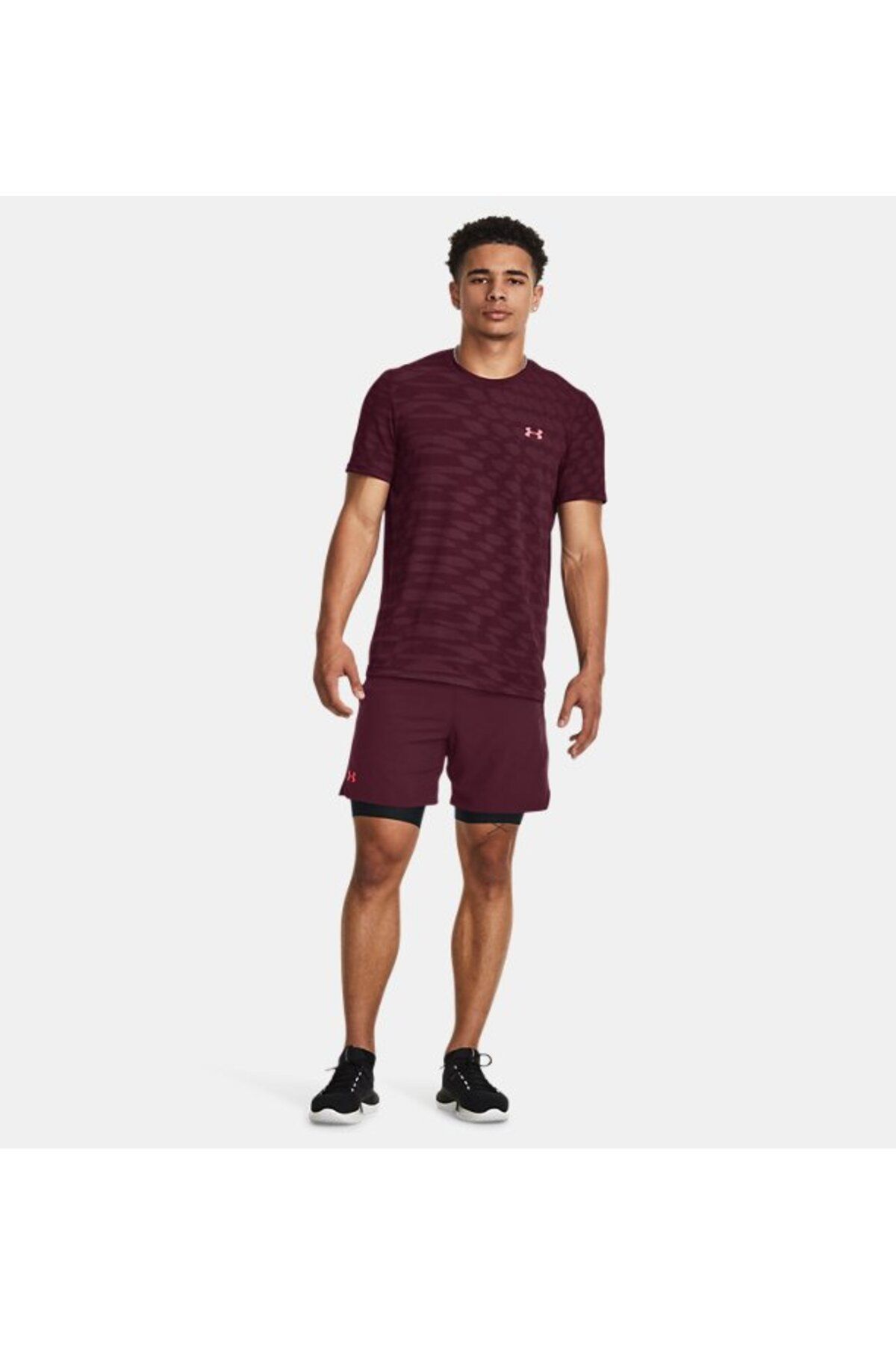 شورت ورزشی قرمز مردانه های ناپدید شده بافندگی 6 اینچ 1373718 600 Under Armour
