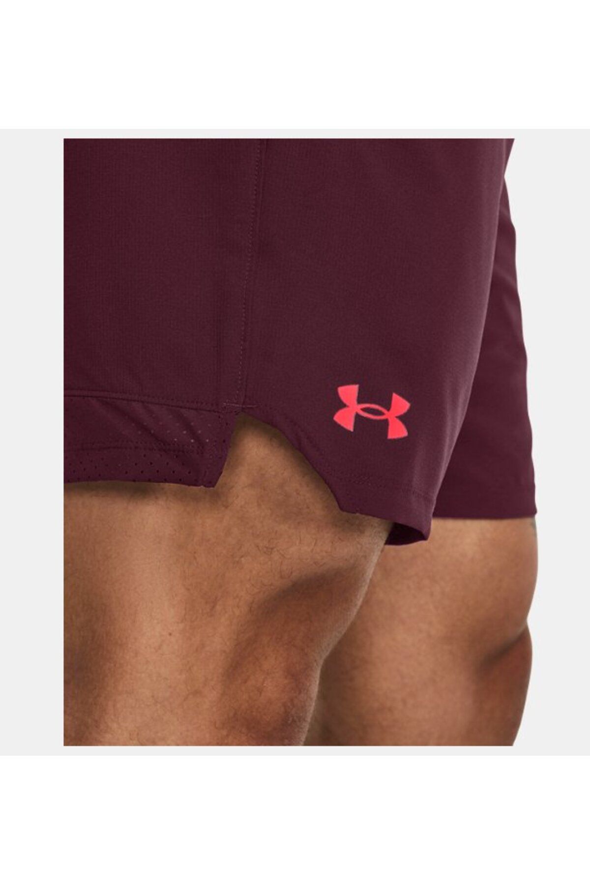 شورت ورزشی قرمز مردانه های ناپدید شده بافندگی 6 اینچ 1373718 600 Under Armour