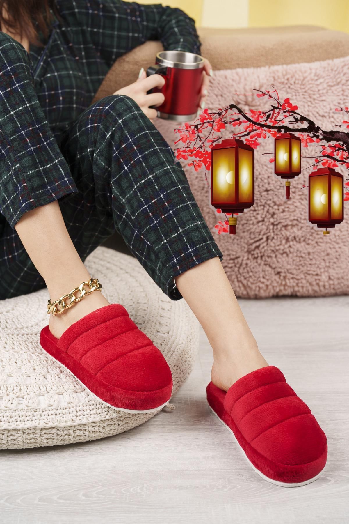 Home wear slippers for winter best sale