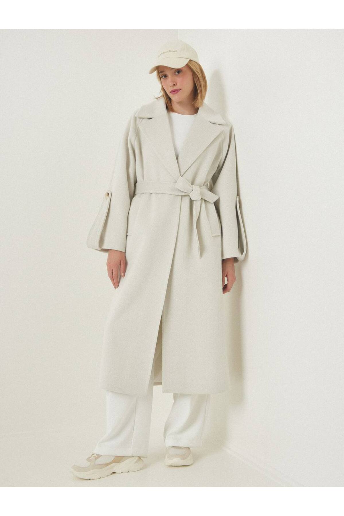 Oversize -ecru Sleeve Detailed Belted Premium Coat