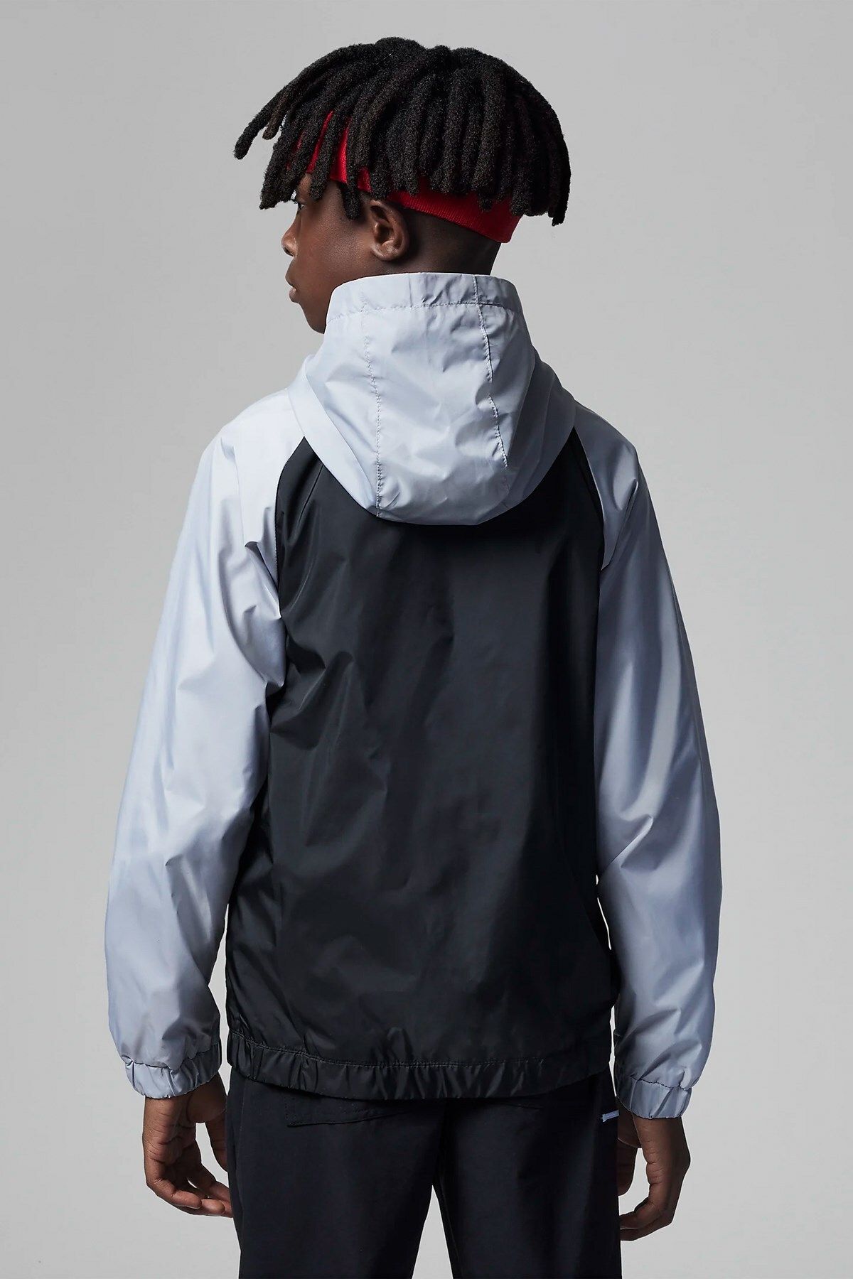 Gray windbreaker nike hotsell