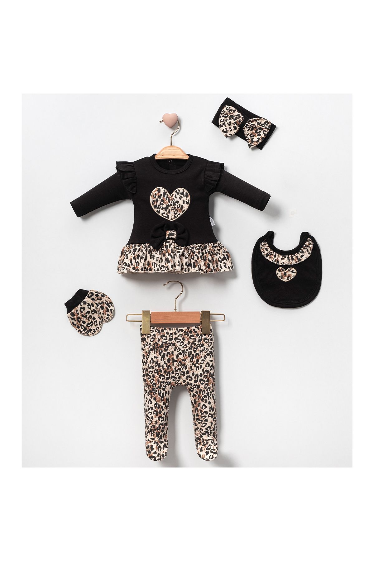 Leopard print hotsell baby grow newborn