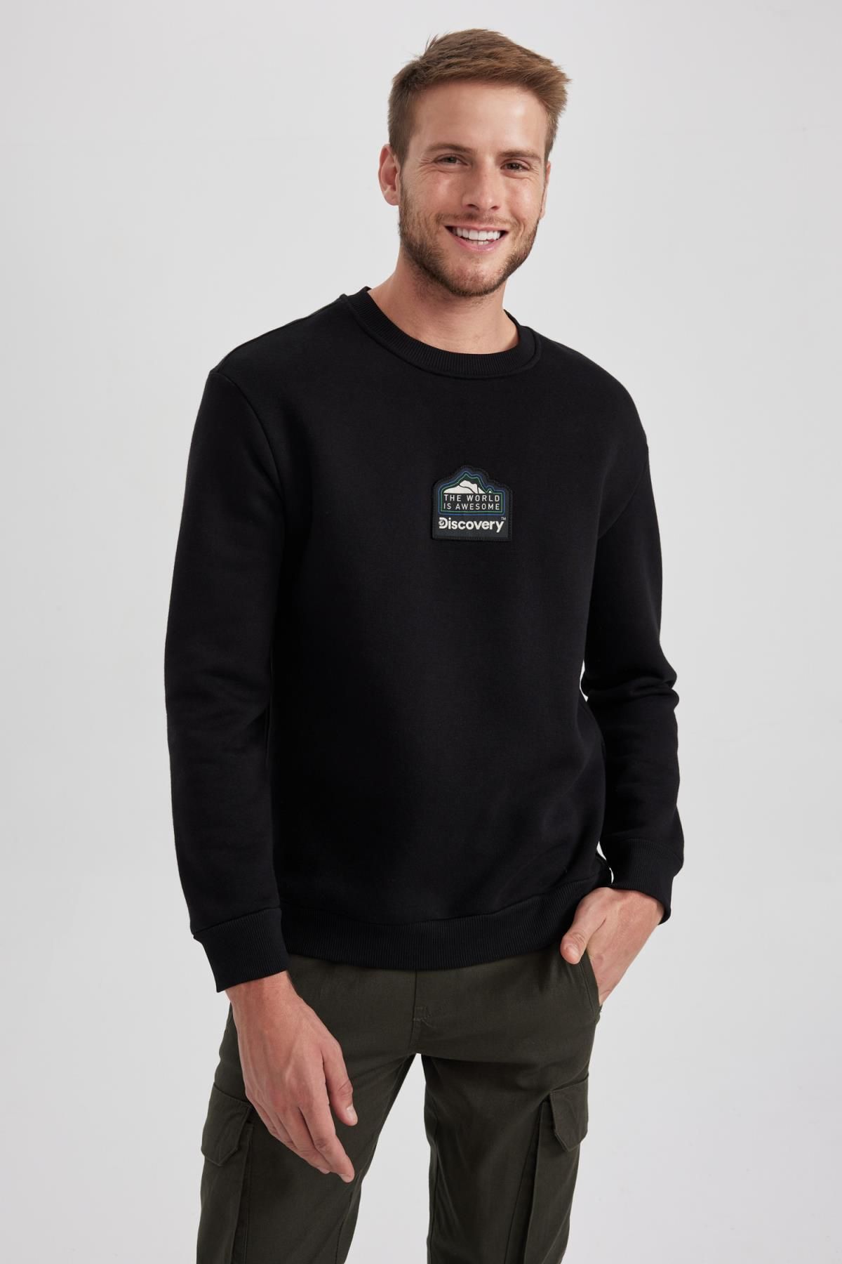 Discovery channel sweatshirt on sale