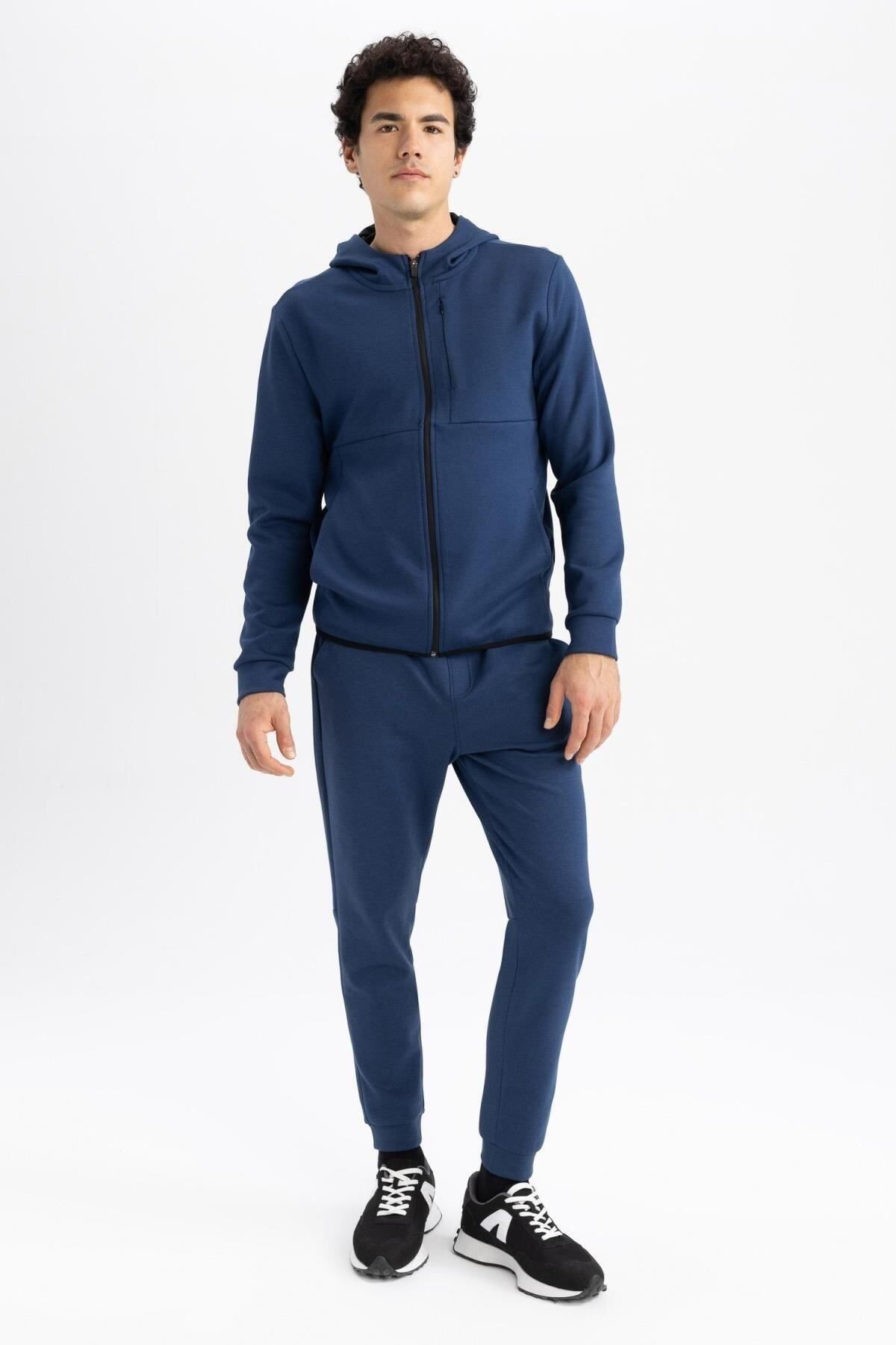 Tight jogger sweatpants best sale