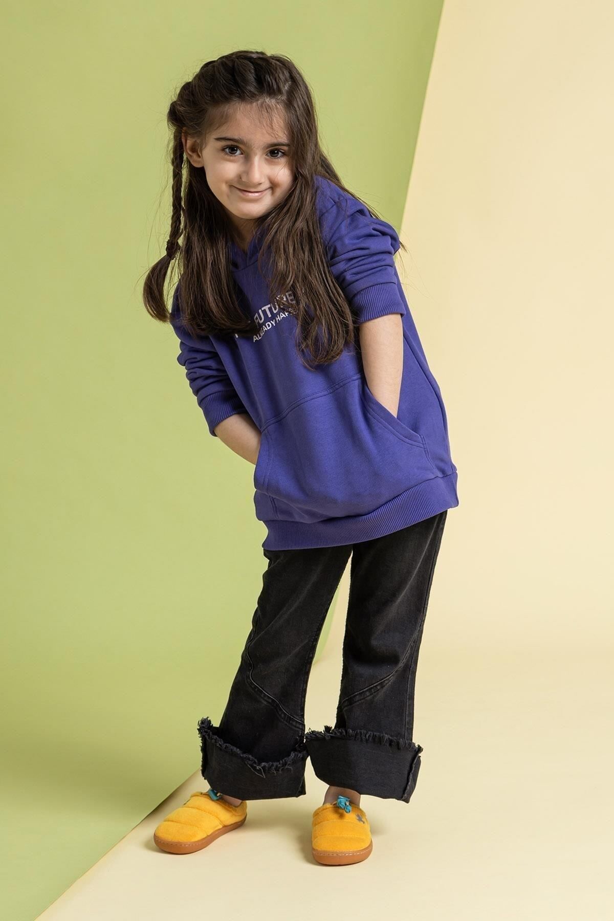 complete the look image