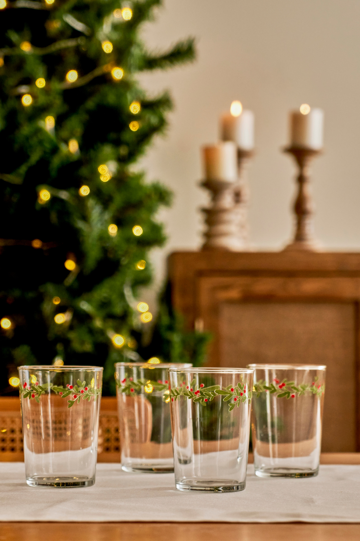 Trendyol Home X Bella Maison Christmas Set of 4 Glass Tumblers 510 cc TPHAW26BRD00001