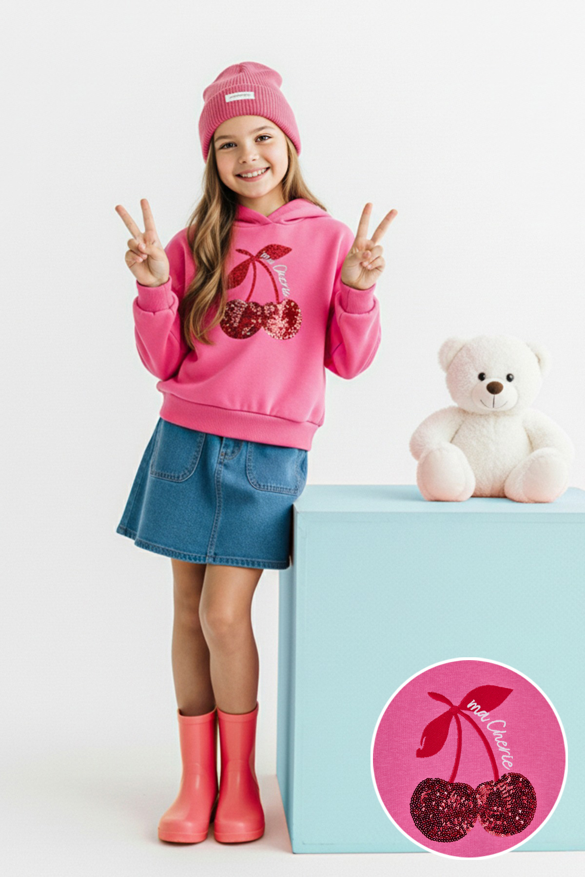 Trendyolmilla Kids Pembe Payetli Baskılı Kız Çocuk Örme Sweatshirt TKDAW26SW00052