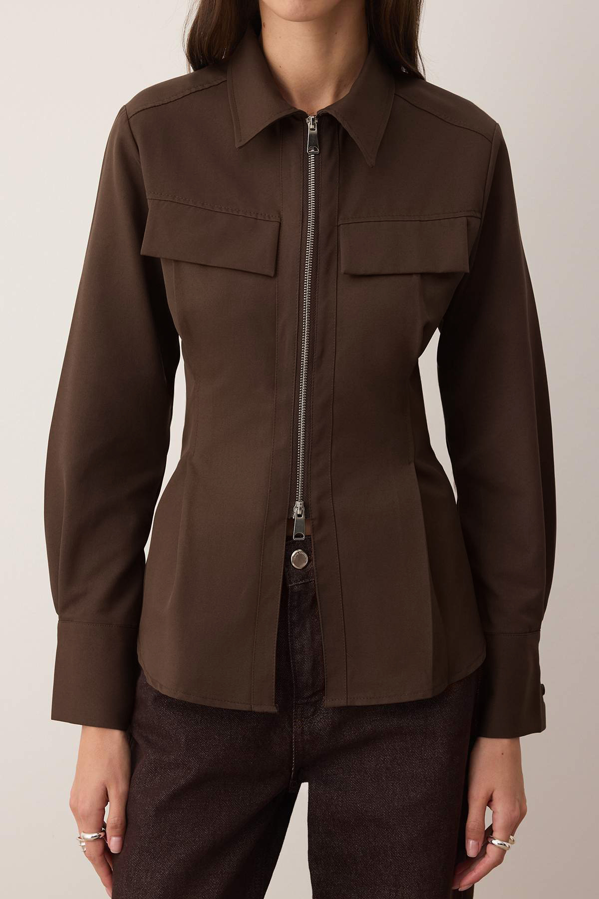 Trendyol Collection Koszula w kolorze ciemnobrązowym z zamkiem błyskawicznym ...