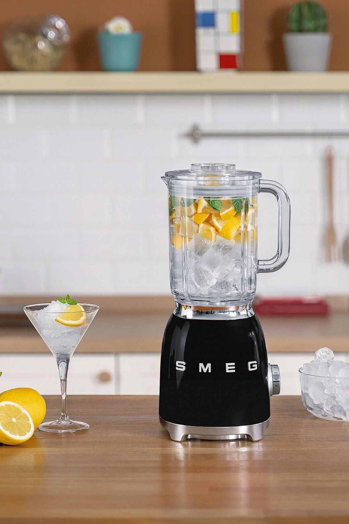 SMEG 50's Style Retro Siyah Smoothie Blender Blf03bleu