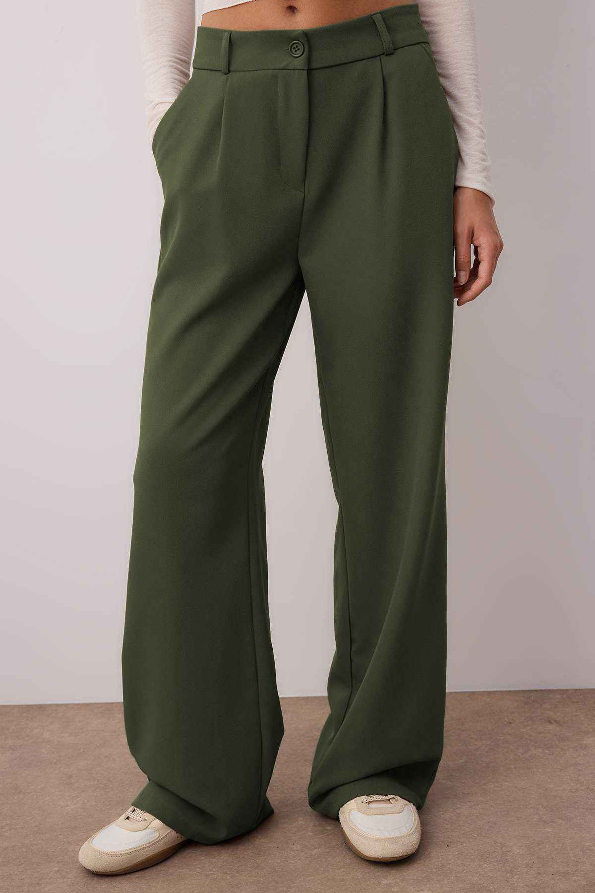 Trendyol Collection Spodnie z wysokim stanem i szerokimi nogawkami, plisowane - jasny khaki Twoaw21Pl0076