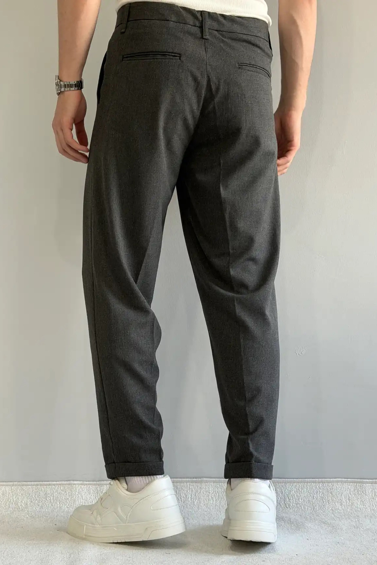  Trendyolmilla Man Antrasit Erkek Boyfriend Fit Kuma? Pantolon