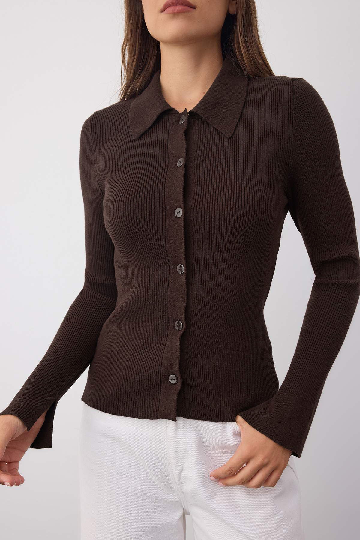 Trendyolmilla  Wardrobe Essentials Kahverengi Premium İplik Polo Yaka Triko Hırka | TWOAW26HI00225 - Görsel 3