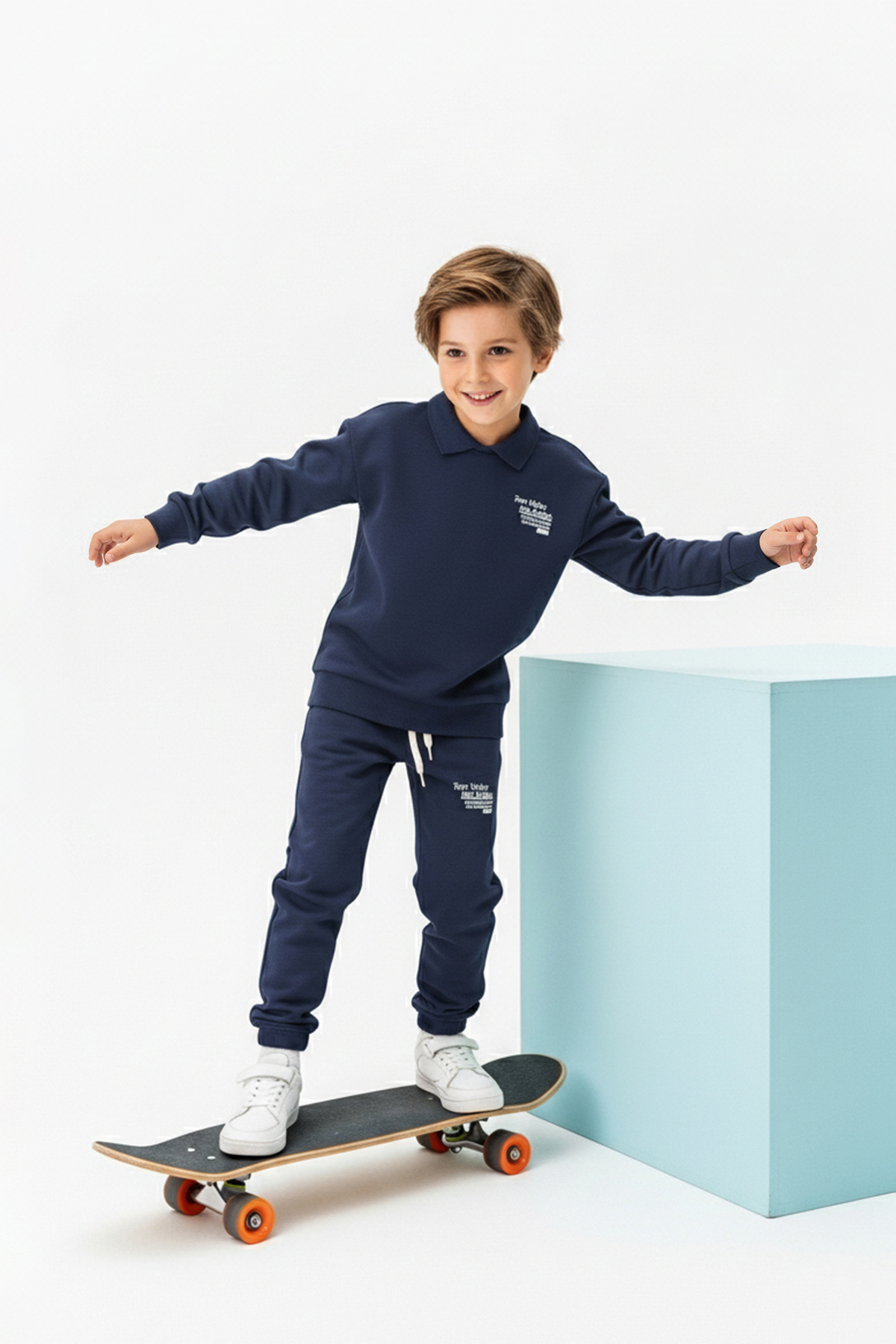 TRENDYOLKIDS Navy Blue Cotton Slogan Printed Polo Neck Oversized Boys' Knitted Bottom -Top Set Tkdaw26Au00007