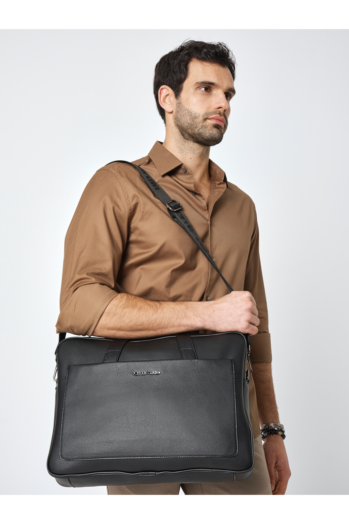 پیر کاردین کیف مردانه مشکی 01pc002020